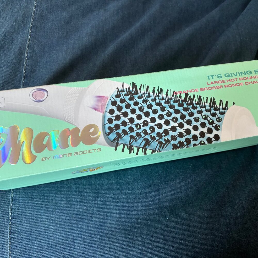 BRAND NEW! Large Hot Thermal Round Brush